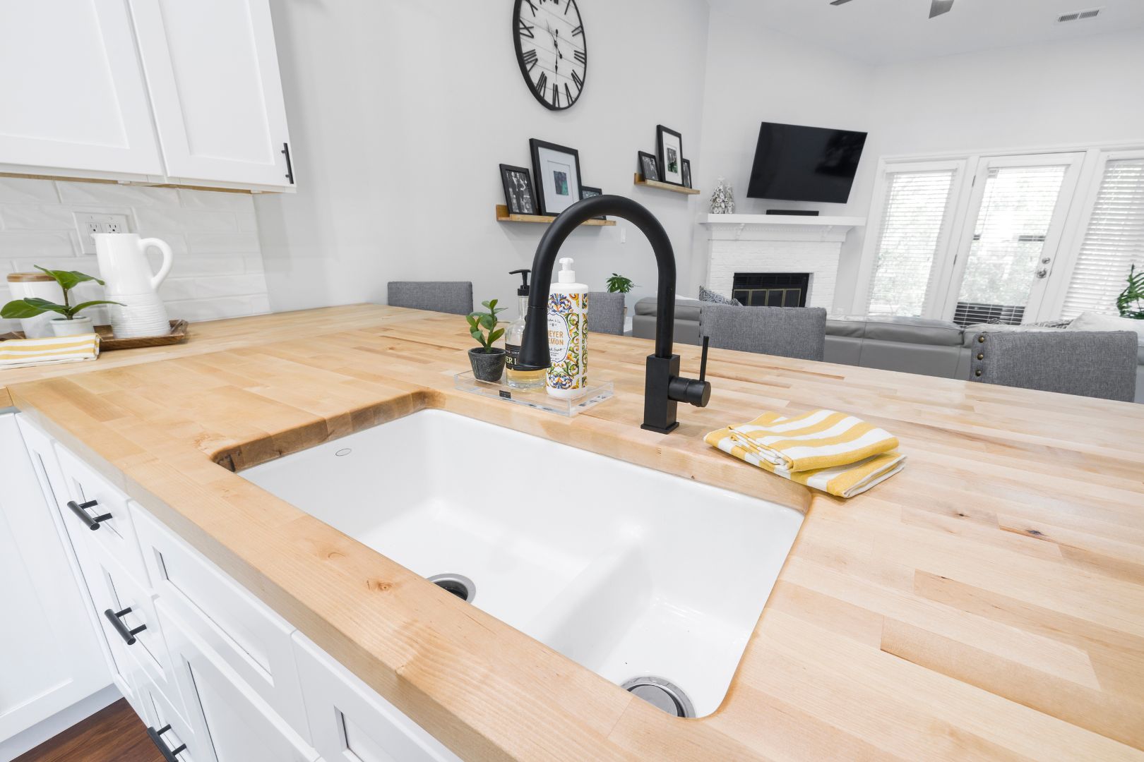 Como desentupir pia de cozinha com seguranca